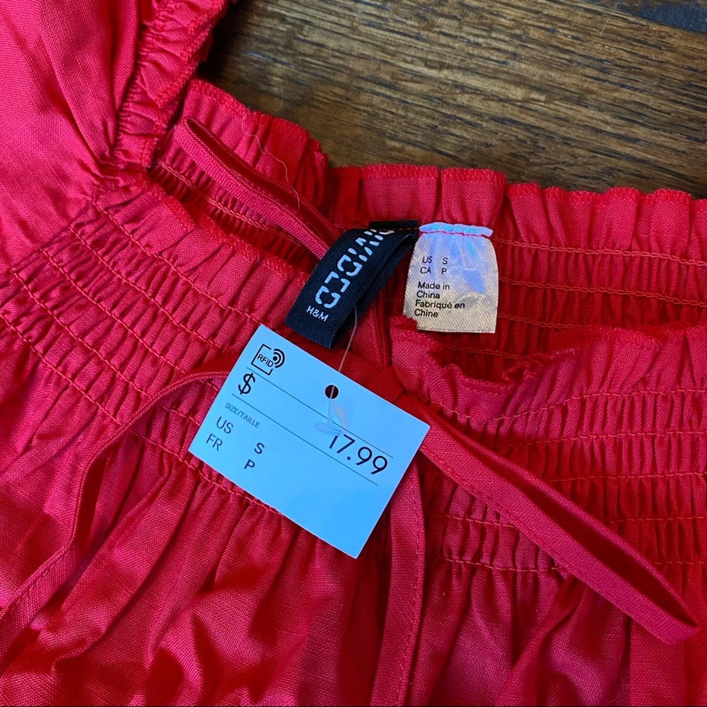 NWT Divided Red Blouse - Picture 3 of 3